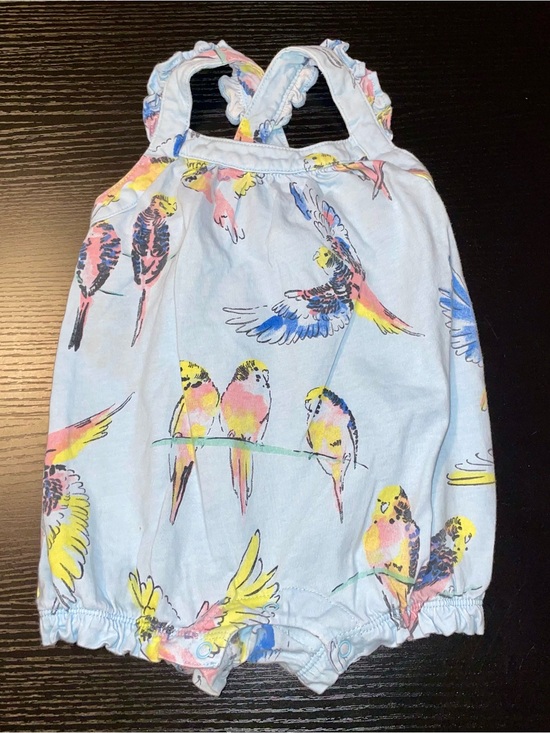Tea Collection Other - Tea Collection Light Blue Romper with Colorful Parrot Accents